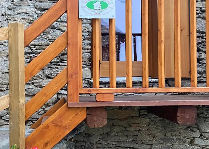 Ghitin Tatil Evi